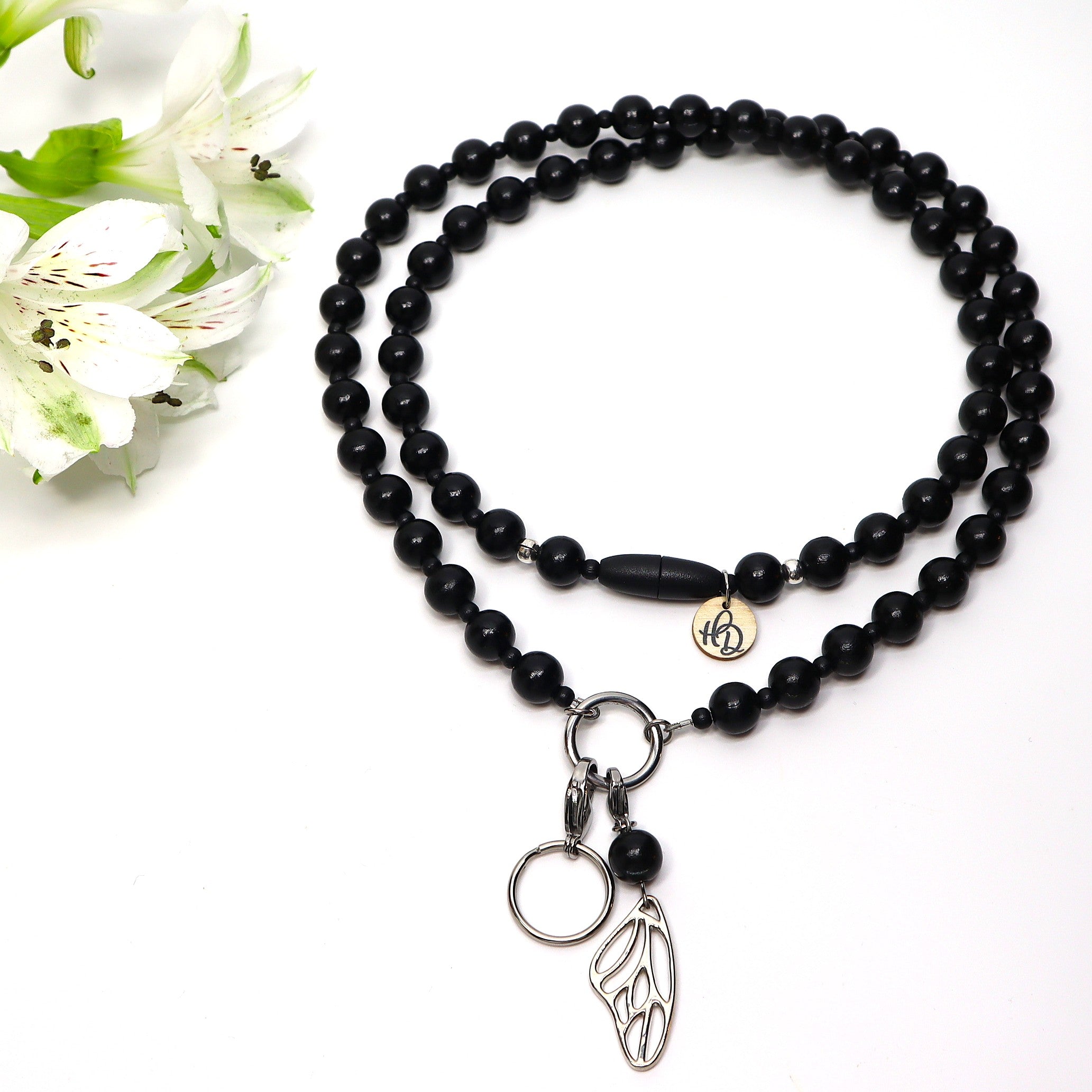 Lakritsi-avainnauha turvalukolla – kotimainen avainkaulanauha