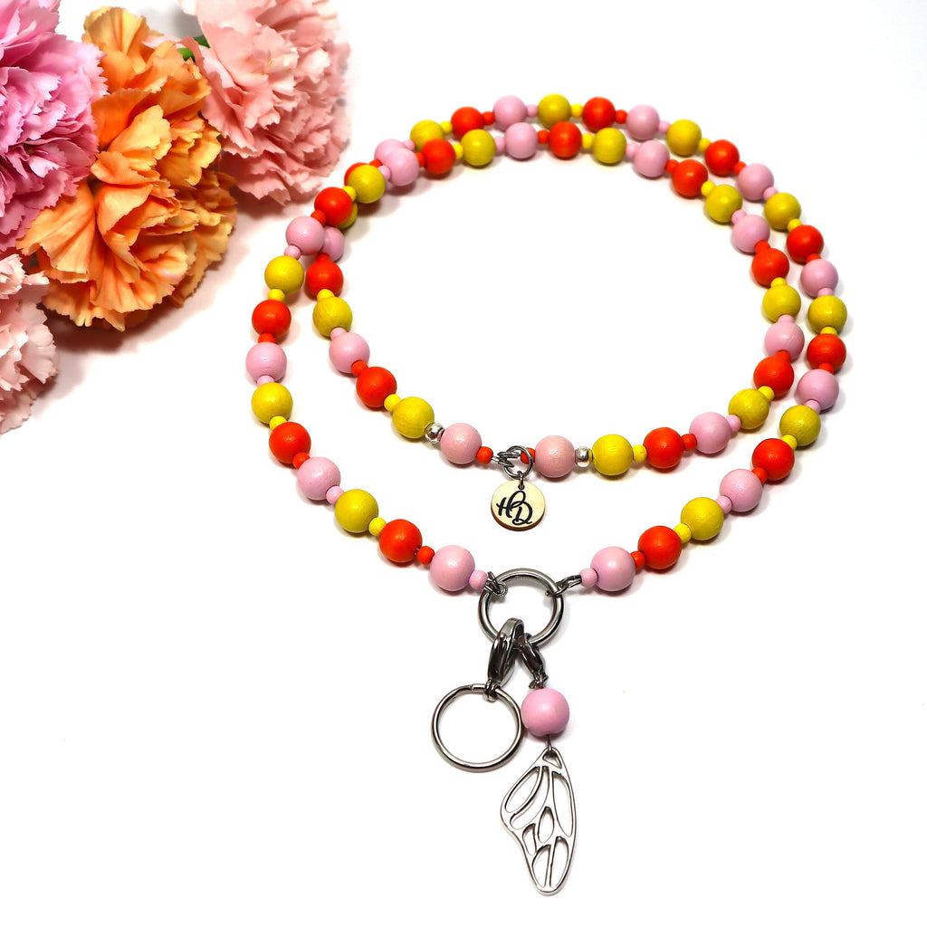 Tuttifrutti-avainnauha puuhelmistä – suomalaista käsityötä