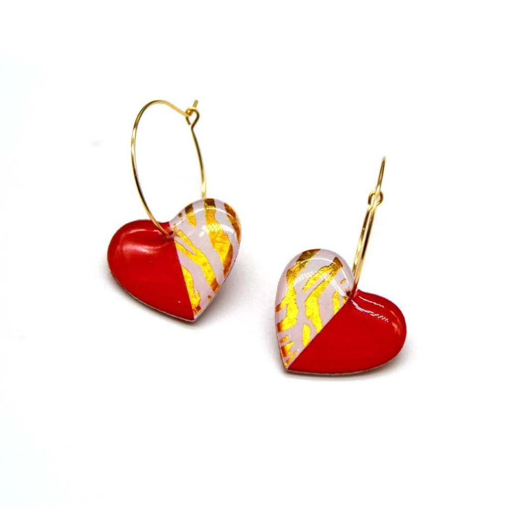 Courage-sydänkorvakorut koruhartsista – ranskalaiset design-korvikset