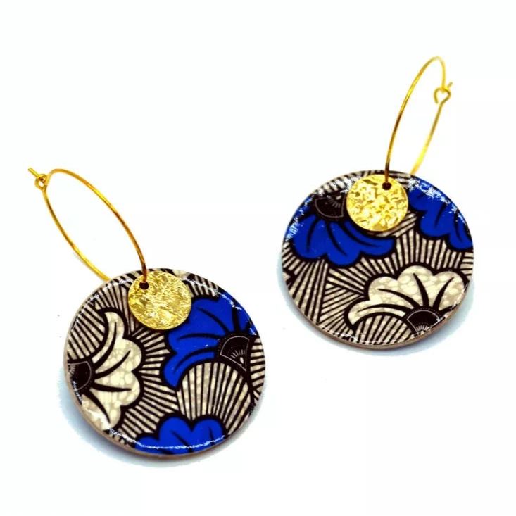 Pyöreät Joie-korvakorut koruhartsia ja ruostumatonta terästä – ranskalaista käsityötä