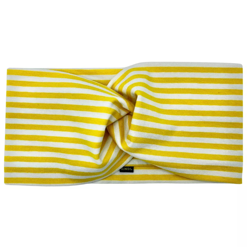 Keltavalkoraidallinen trikoopanta – valmistettu käsityönä